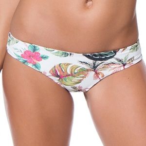 Boys and arrows bottoms